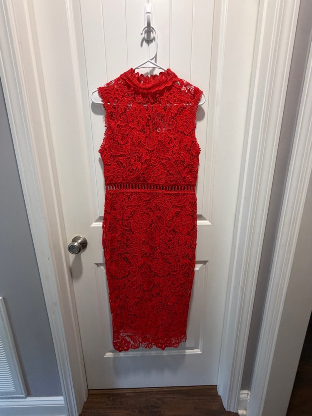 Main Strip Red Lace Sleeveless Mock-Neck Midi Dress